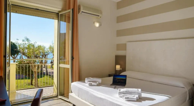 Двухместный номер Hotel Tirreno