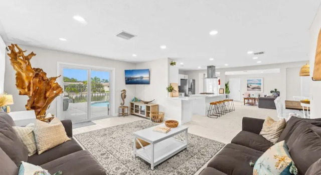368 Carmine Dr, Varaa Lomakoti Hotellit Space Coast pysäköinnillä, Pysäköinti