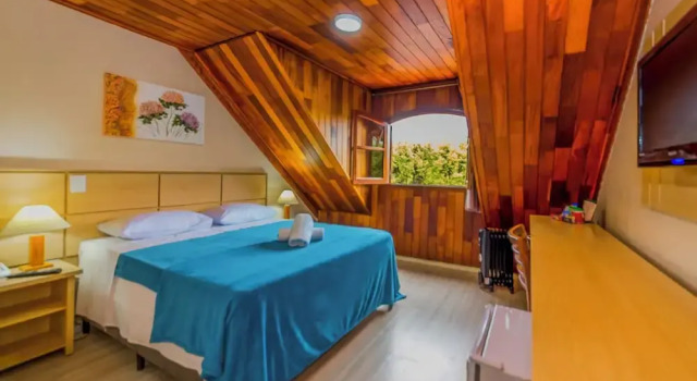 Трёхместный номер Superior с видом на город Hotel Euro Suite Campos do Jordão