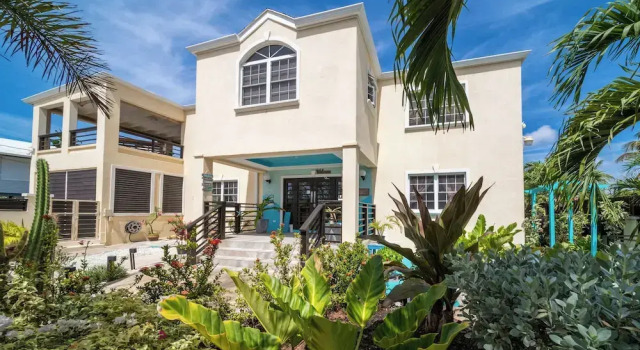Hidden Gem Barbados, Book Hotel Hoteller i Inch Marlowe med pool, Swimmingpool