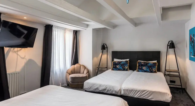 Четырёхместный номер Standard Hotel Pauw