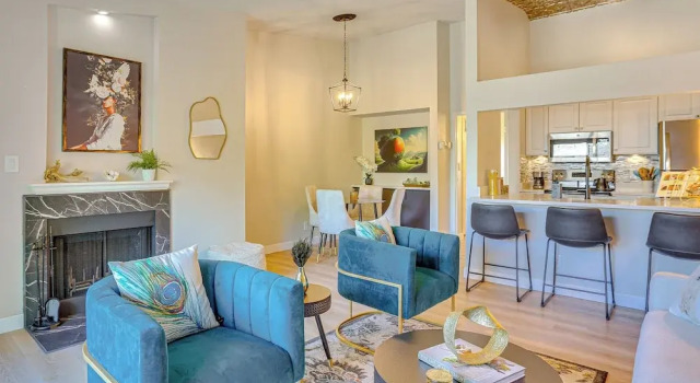 Апартаменты 1 Mi to Dtwn: Condo w/ Pool Access in Castle Rock