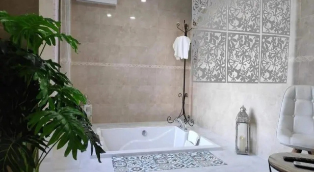Полулюкс Standard Hotel Restaurante Dama de Baza