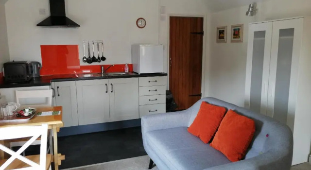 Апартаменты Olive Tree Guest House