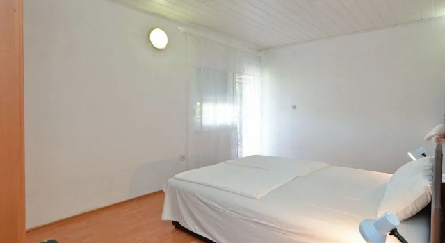 Apartment 1631