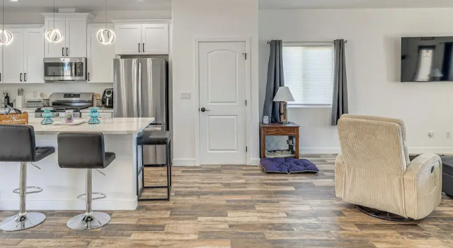 1 Block to Boat Launch! Home w/ Dog-friendly Yard, Забронировать Дом для отпуска Виллы Буллхед-Сити, Вилла