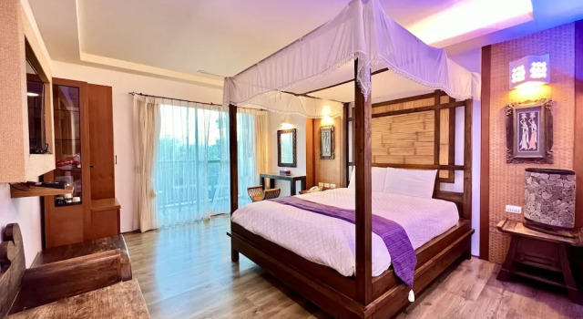 Двухместный номер Deluxe с балконом Seasons Bali Fashion Inn