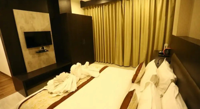 Hotel Gagan Regency, Забронировать Отель Отели штата Махараштры 3 звезды, 3*