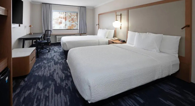 Четырёхместный номер Standard Fairfield by Marriott Inn & Suites Seattle Sea-Tac Airport