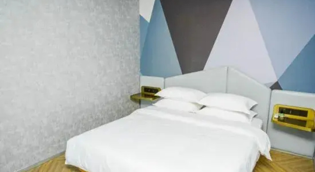 Люкс Home Inn Huayi Select Hotel