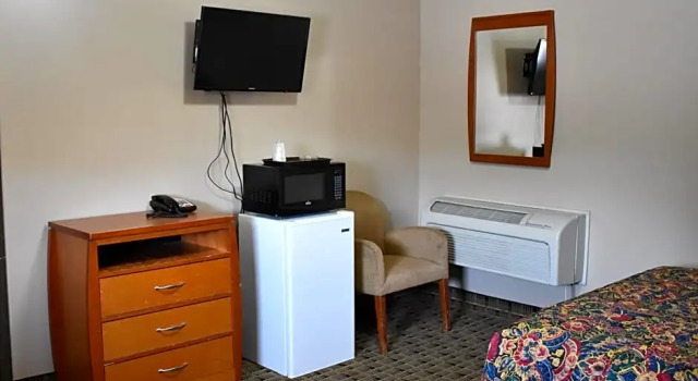 Номер Economy Economy Inn & Suites