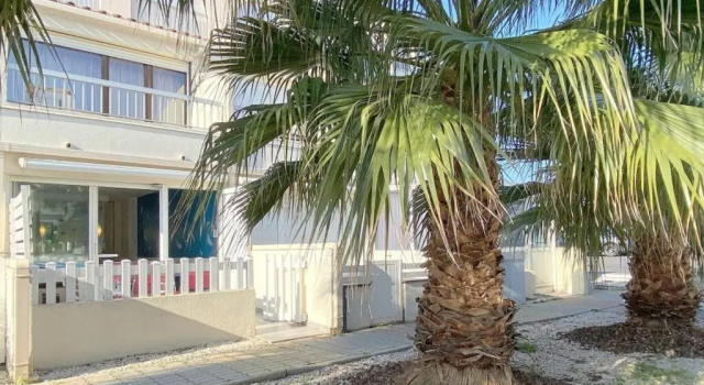 Village Naturiste Studio en RDJ ,Piscine ,Parking, Rezervasyon Otel Agde otoparklı oteller, Otopark