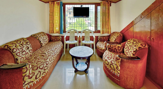 OYO 46779 Moksh Villa