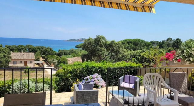 Вилла Villa à Pinarello-2mn à pied de la plage-vue mer