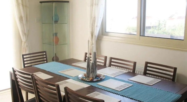 Villa Jeanne, Rezervasyon Villa Tala Baf