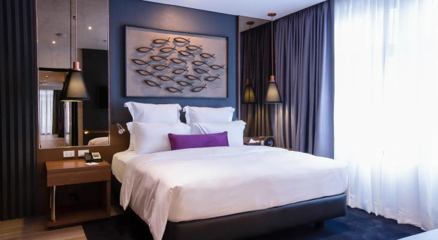 Люкс с видом на бассейн Coro Hotel