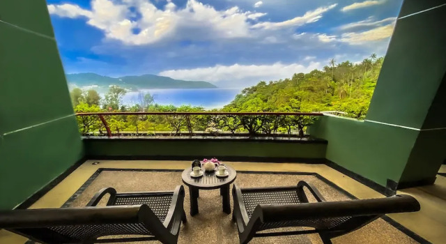 Номер Grand с 2 комнатами с балконом и с видом на море Kata Beach Aspasia Boutique Apartment