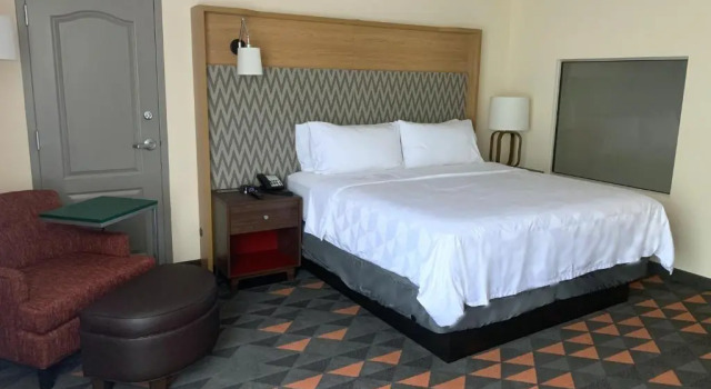 Двухместный люкс c 1 комнатой Holiday Inn Asheville - Biltmore West by IHG