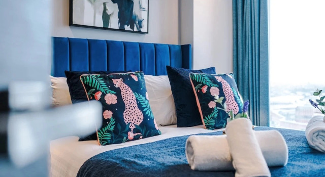 Stunning New 2-bed Flat in Manchester Perfect for Couples