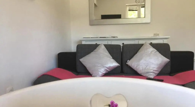 Апартаменты Tijara Apartment