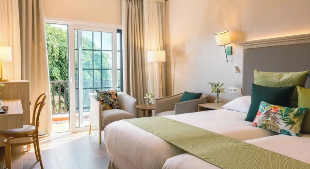 Номер Oasis с видом на бассейн Hotel Jardín Tecina