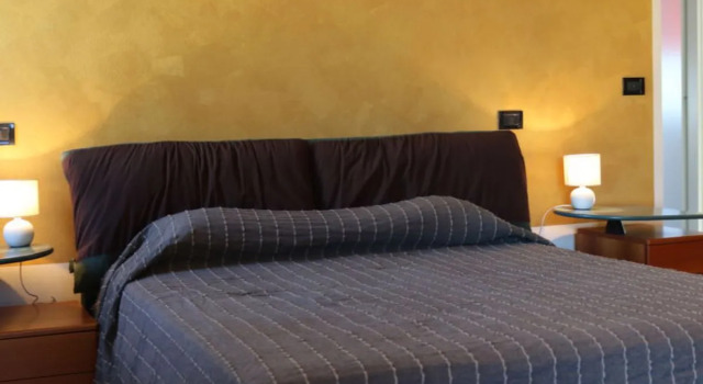 Madonnina 12 (LAZ620), Prenota Hotel Hotel a Veneto con parcheggio, Parcheggio
