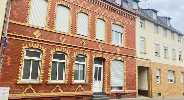 Apartment Sleeps 3 With Parking and Garden, Забронировать Апартаменты/квартира Отели Кобленца с парковкой, рядом с Фонтан «Колонна истории», Парковка