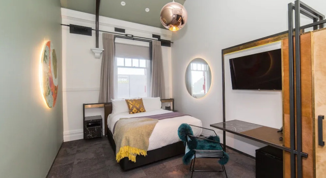 Номер Deluxe Clarence Boutique Hotel