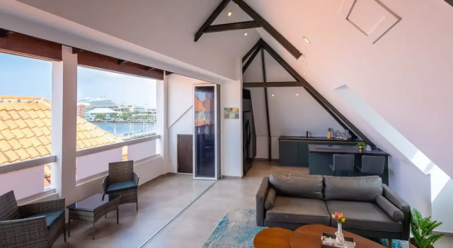 The Handelskade Crown A Historical Penthouse