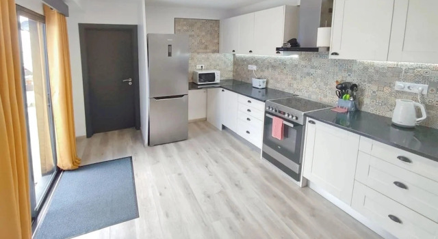 Апартаменты с 2 комнатами с видом на сад Modern 2BR Ground-floor Flat BBQ Patio Parking