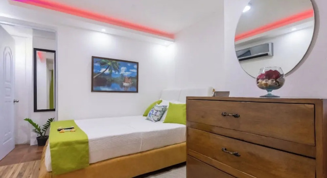 Room in Guest Room - Nice 1br-1bt With Common Picuzzi