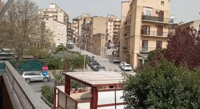 B&B La Maison, Book Bed and Breakfast Hotels in Sicily with Parking, Parking