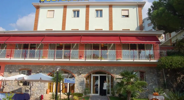 Belvedere Hotel Club, Book Hotel Hotels in Calabria with a Pool, Swimming Pool