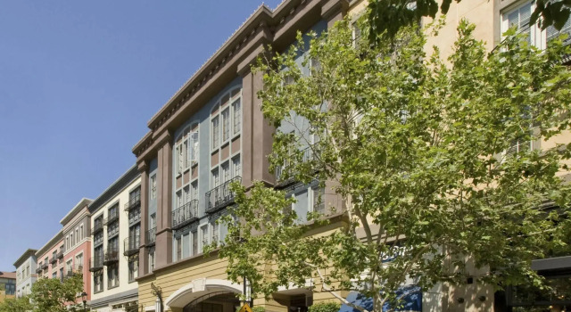 San Jose Safehouse Suites, Забронировать Отель Отели Сан-Хосе 5 звезд, рядом с Художественный музей Сан-Хосе, 5*