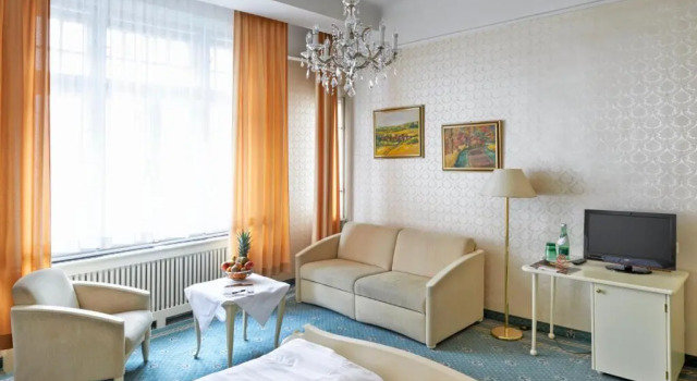 Четырёхместный номер Comfort Hotel Pension Baronesse