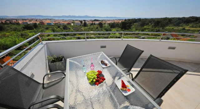 Апартаменты Magic Blue Sky Apartment