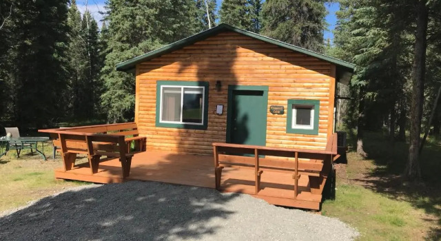 Cleft of the Rock Bed and Breakfast, Rezervați Hotel Tok Alaska