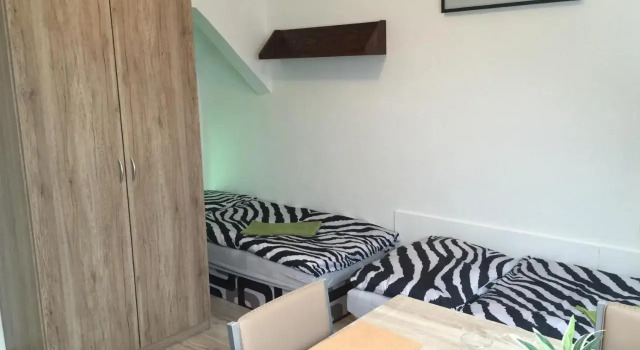 Guesthouse Zuzana, Rezervovat Hotel Hotely v Trnavský kraj s parkováním, Parkování