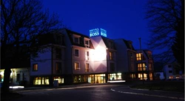 Hotel Boss, Rezervovat Hotel Hotely v Žilinský kraj s parkováním, Parkování