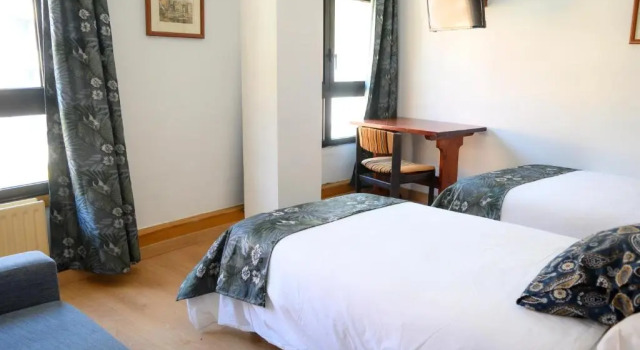 Трёхместный номер Standard Hotel Merino