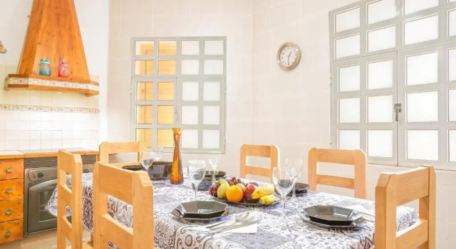 Коттедж с 3 комнатами Casa Eli