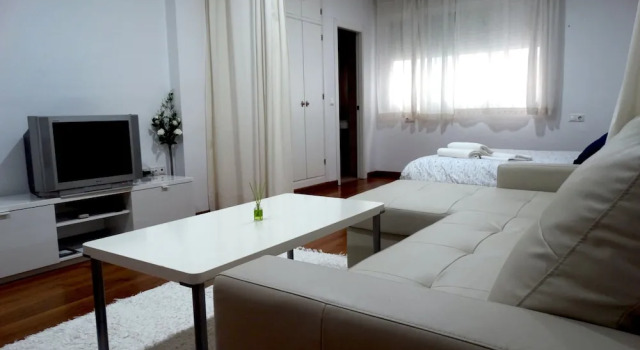Laportilla Apartments by JITKey, Забронировать Апартаменты/квартира Кордова Cordoba Province, рядом с Музей боя быков