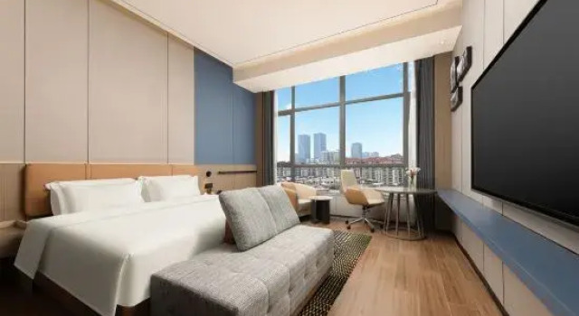 Люкс MICROTEL BY WYNDHAM Hotel Jiangmen JunJing