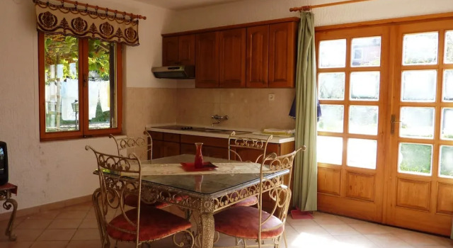 Бунгало Comfort Holiday Home Linet