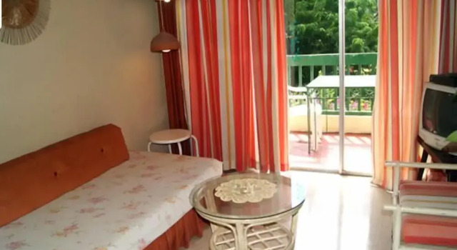 Студия Economy Walmer Lodge Apartments