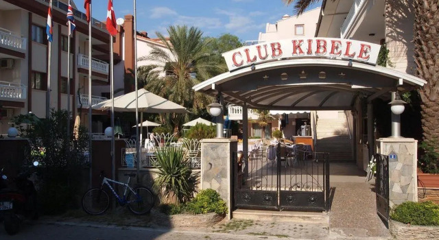 Kibele Apartments&Hotel, Забронировать Апартаменты/квартира Отели Мармарис с бассейном, рядом с Городской пляж Мармарис, Бассейн