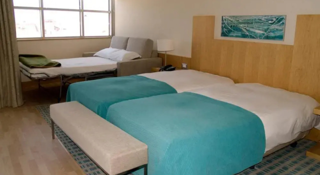 Полулюкс Hotel Praia