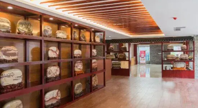 Yushuiwan Hotel, Varaa Hotelli Yichang Hubei