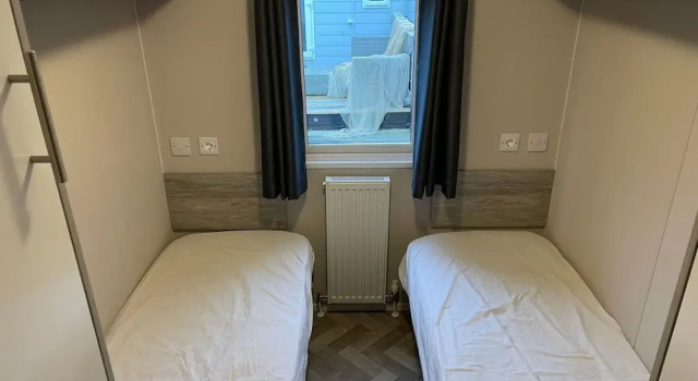 Charming Chalet With Spacious Enclosed Garden