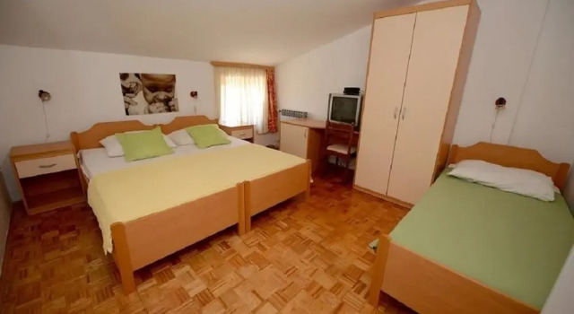 Ankica - 150 m From Beach - A2, Забронировать Отель Отели Задар 3 звезды, рядом с Пляж Мали Милни, 3*